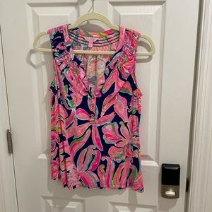 Fun Lilly Pulitzer medium multicolored sleeveless shirt